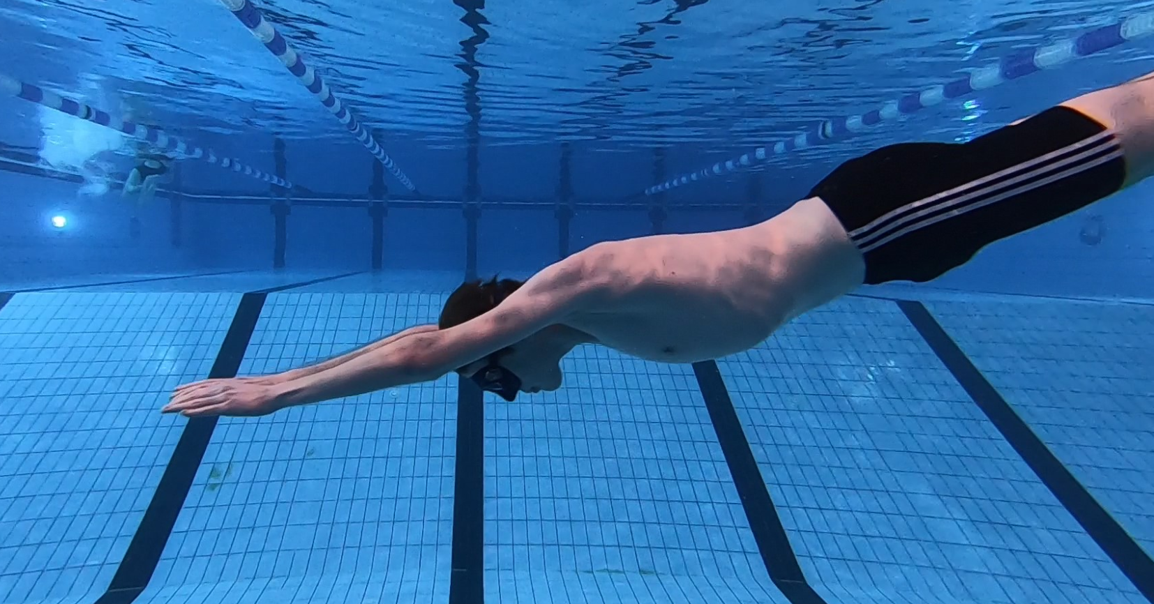 Tauchtraining im Schwimmbad